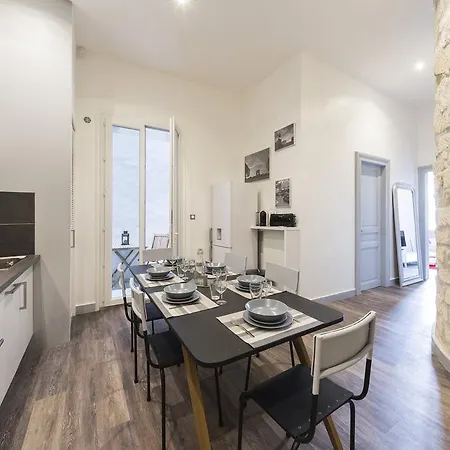 Du Guesclin Comédie Montpellier