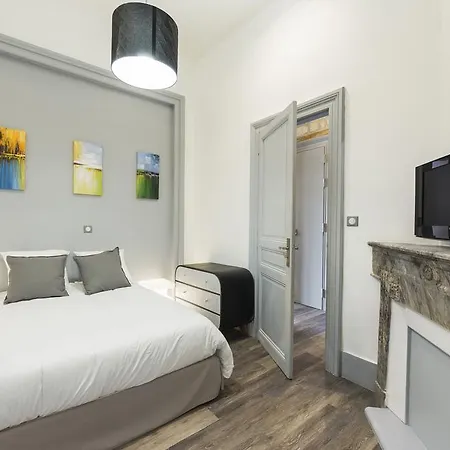 Du Guesclin Comédie * Montpellier