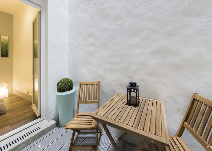 Apartment Du Guesclin Comedie *